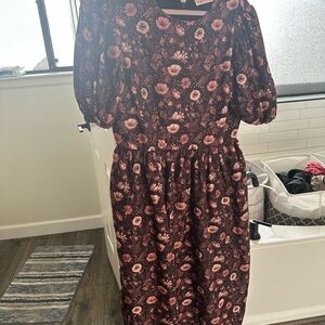 Ivy City Co Odette Floral Puff Sleeve Dress- size 14